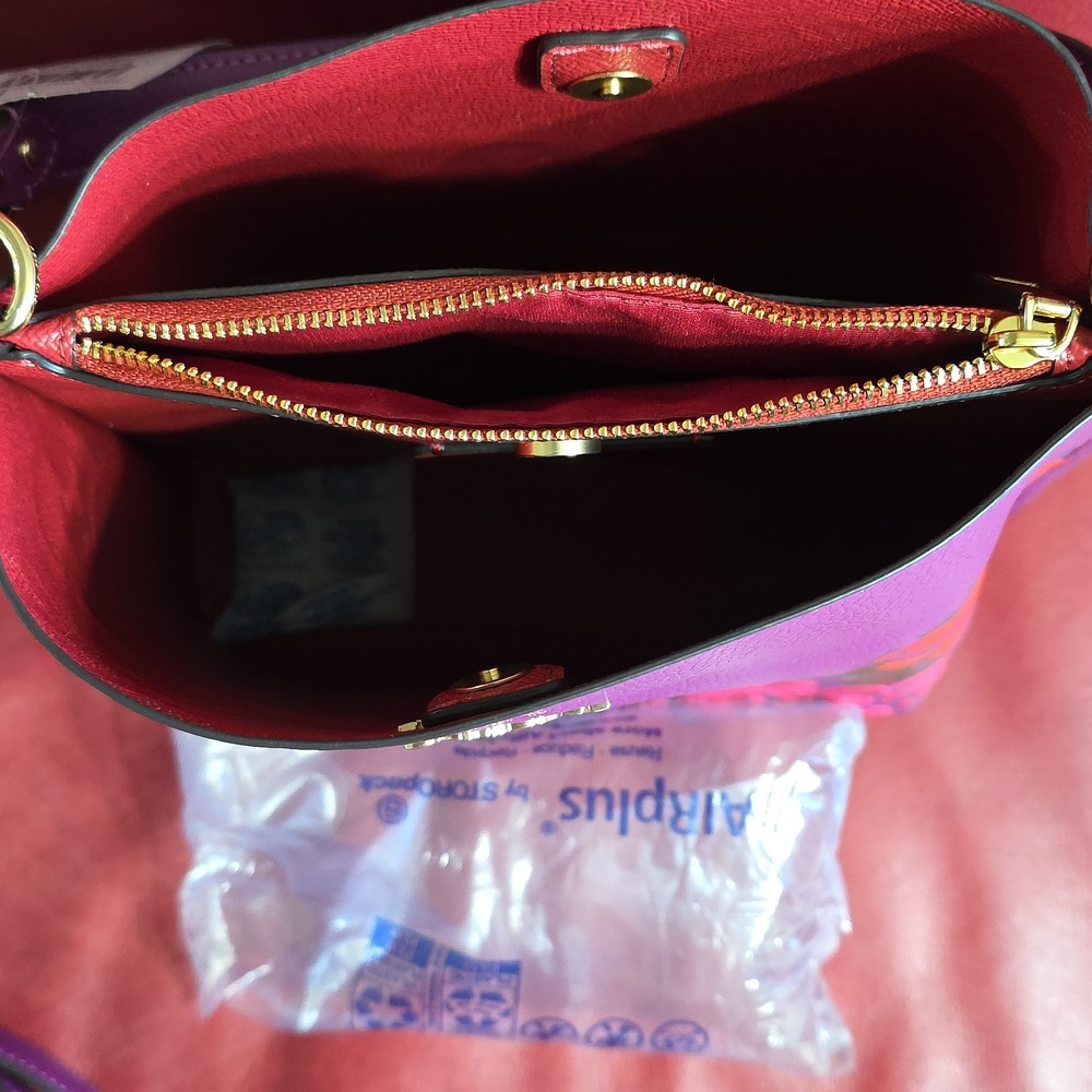 Coach Magenta Purple Red Jumbo Floral Mollie 22 Bucket Bag - Picture 9 of 12